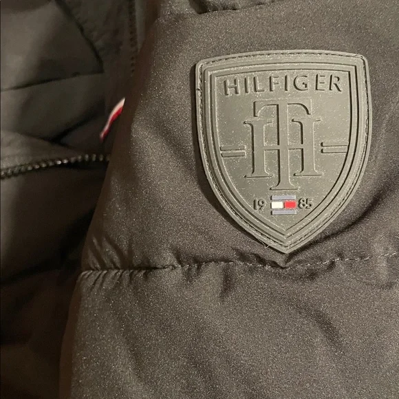 Tommy Hilfiger TH Flex Black Winter Jacket Removable Faux Fur Hood adj waist - Picture 8 of 14